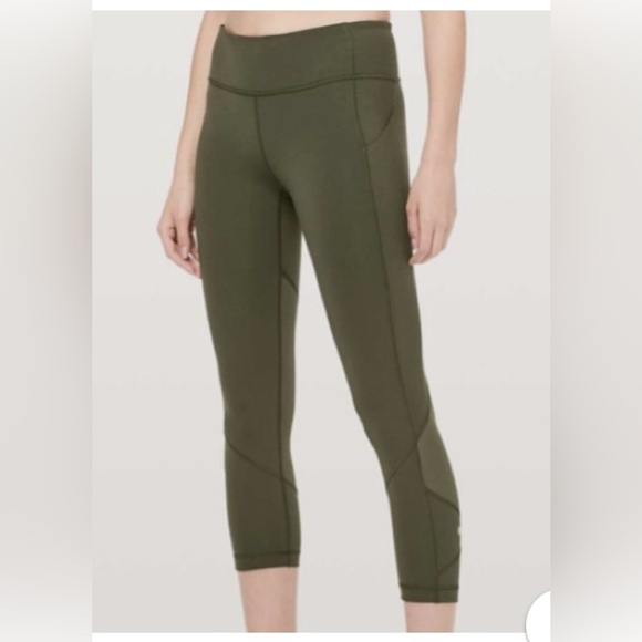 lululemon athletica Pants - EUC- Lululemon Pace Revival Crop 22” Leggings